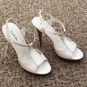 Eva & Zoe White High Heels, size 7.5 M